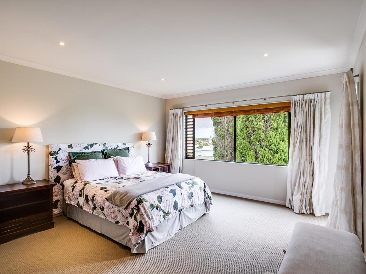 Busby Hill Villa - Havelock North Holiday Home Exterior foto